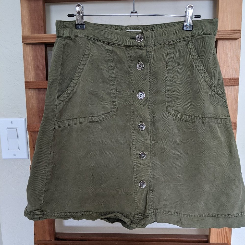 Unpublished (Stich Fix) Army Green Button up Skirt